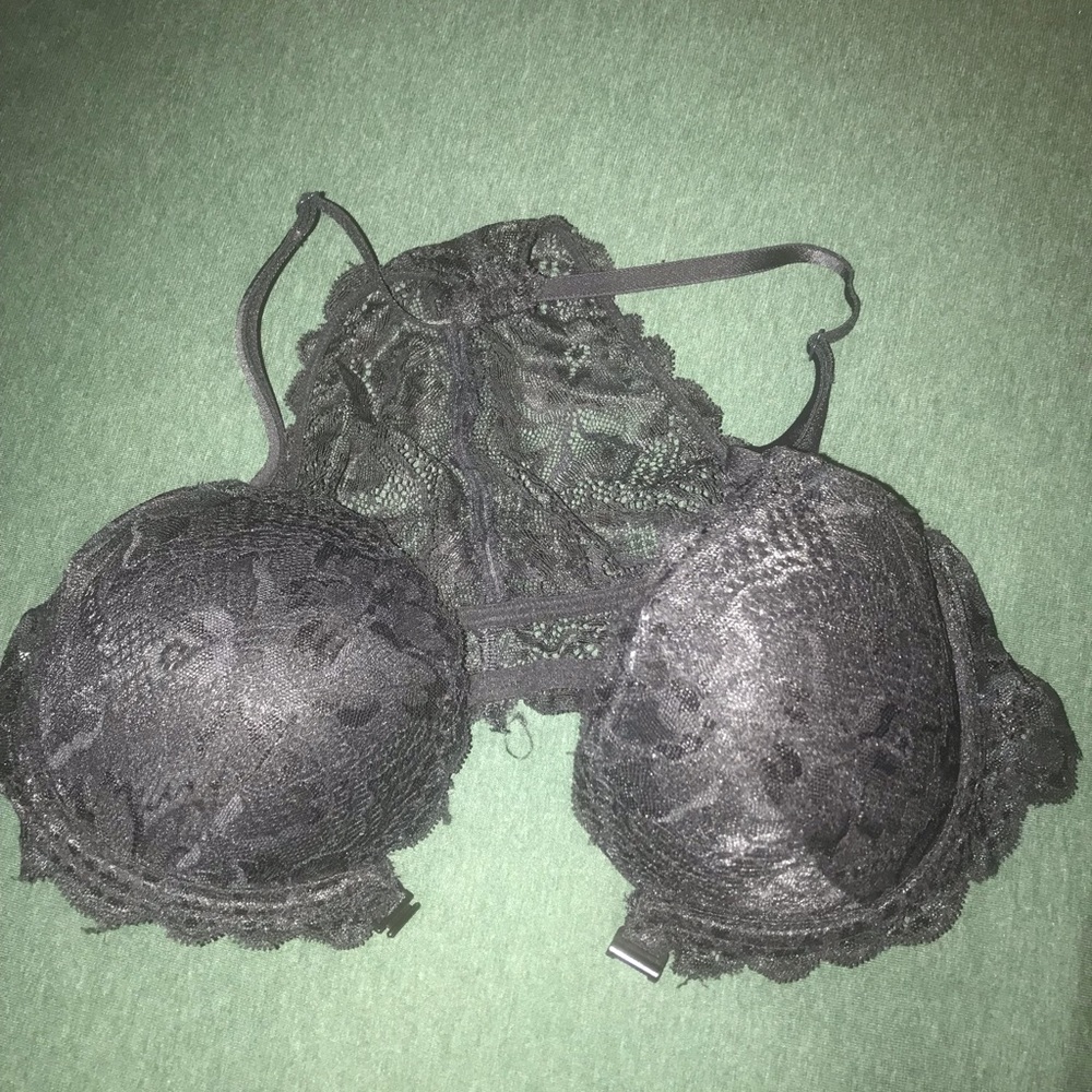 PINK Victoria’s Secret front clasp bra - Picture 5 of 6